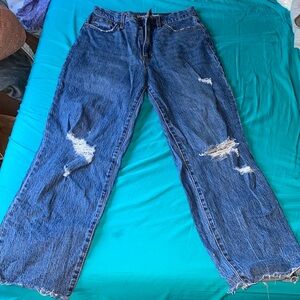 Ripped vintage straight denim jeans